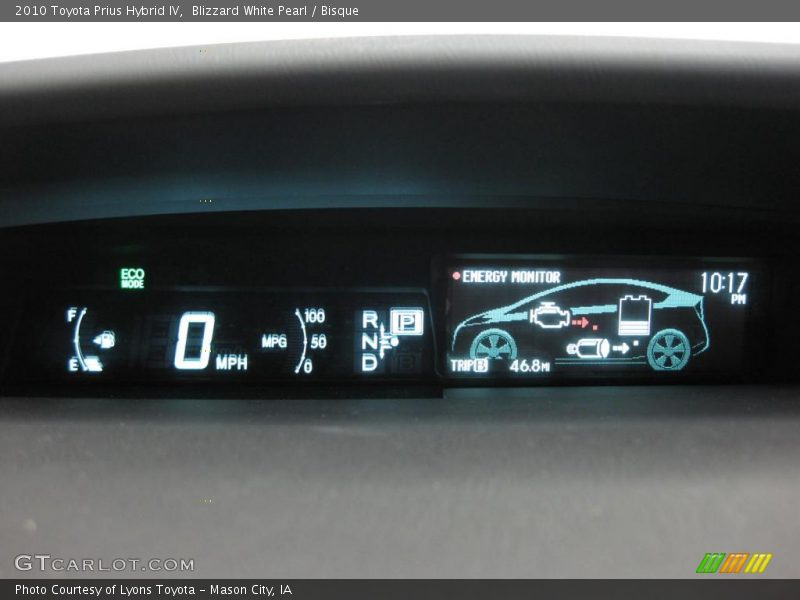 Blizzard White Pearl / Bisque 2010 Toyota Prius Hybrid IV