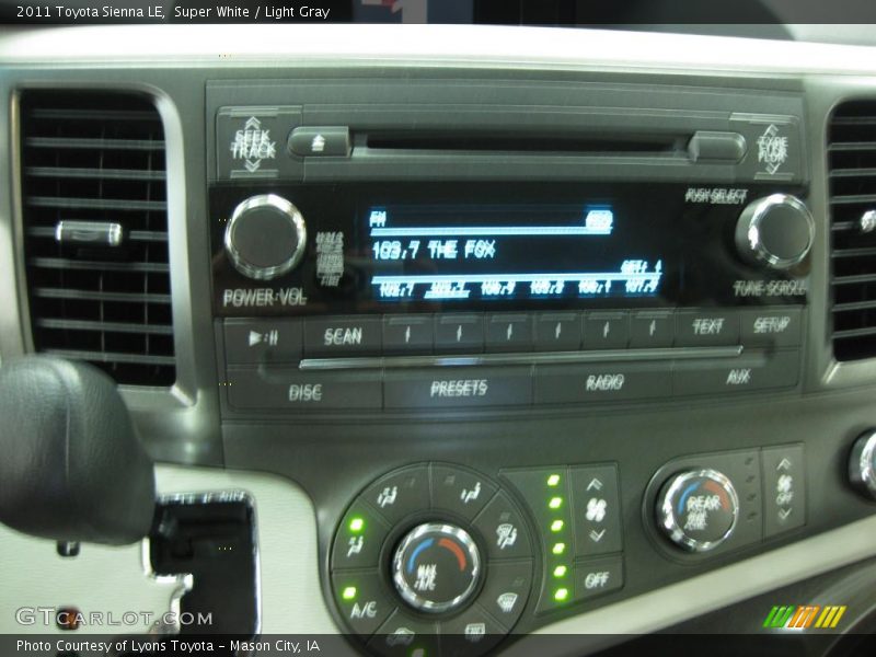 Super White / Light Gray 2011 Toyota Sienna LE