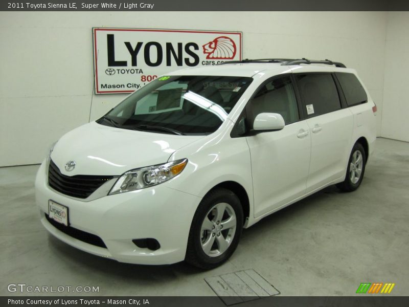 Super White / Light Gray 2011 Toyota Sienna LE