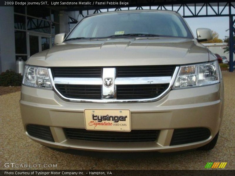 Light Sandstone Metallic / Pastel Pebble Beige 2009 Dodge Journey SXT