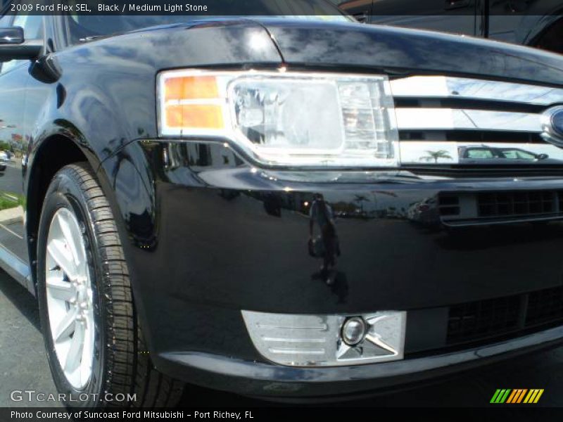 Black / Medium Light Stone 2009 Ford Flex SEL