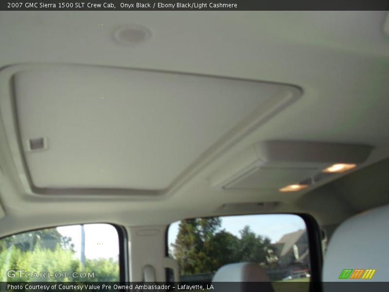 Onyx Black / Ebony Black/Light Cashmere 2007 GMC Sierra 1500 SLT Crew Cab