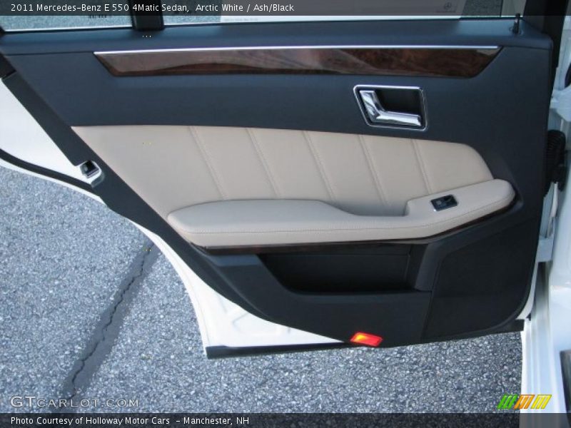 Door Panel of 2011 E 550 4Matic Sedan