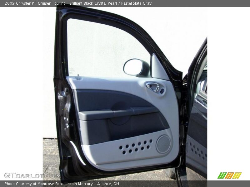 Brilliant Black Crystal Pearl / Pastel Slate Gray 2009 Chrysler PT Cruiser Touring