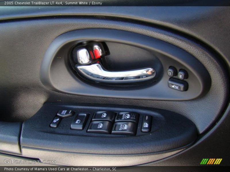 Summit White / Ebony 2005 Chevrolet TrailBlazer LT 4x4