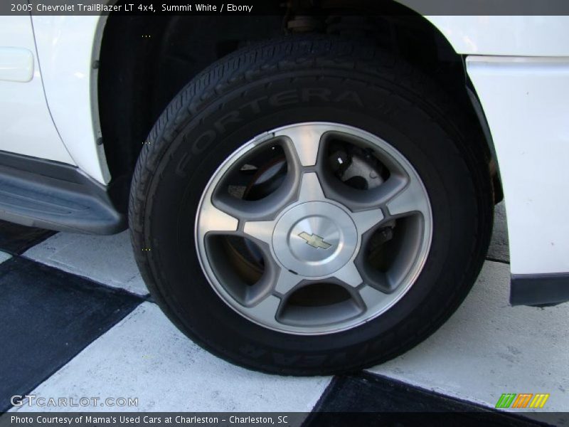 Summit White / Ebony 2005 Chevrolet TrailBlazer LT 4x4