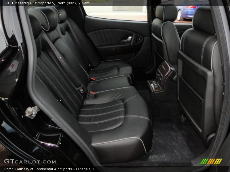  2011 Quattroporte S Nero Interior