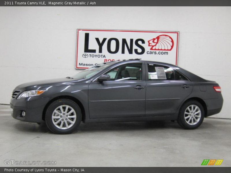 Magnetic Gray Metallic / Ash 2011 Toyota Camry XLE