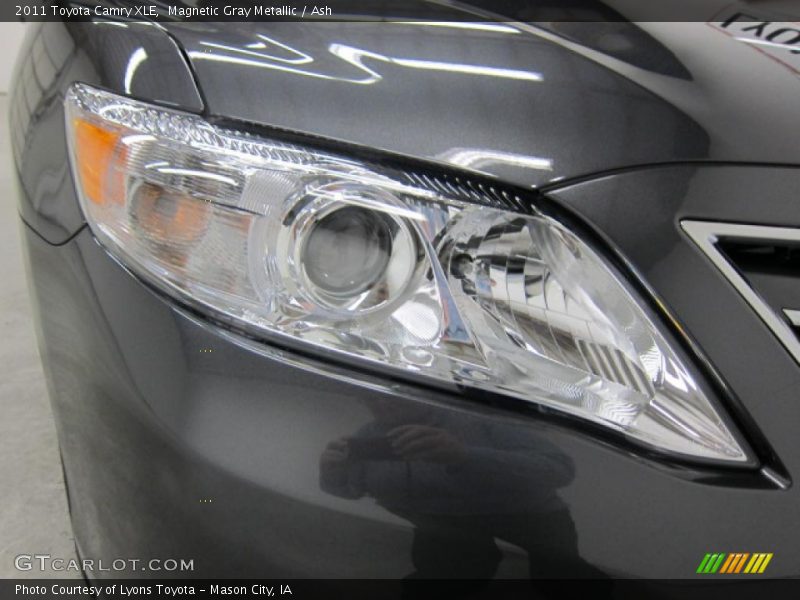 Magnetic Gray Metallic / Ash 2011 Toyota Camry XLE
