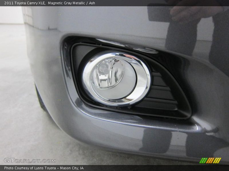 Magnetic Gray Metallic / Ash 2011 Toyota Camry XLE