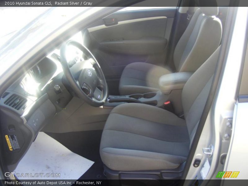 Radiant Silver / Gray 2010 Hyundai Sonata GLS