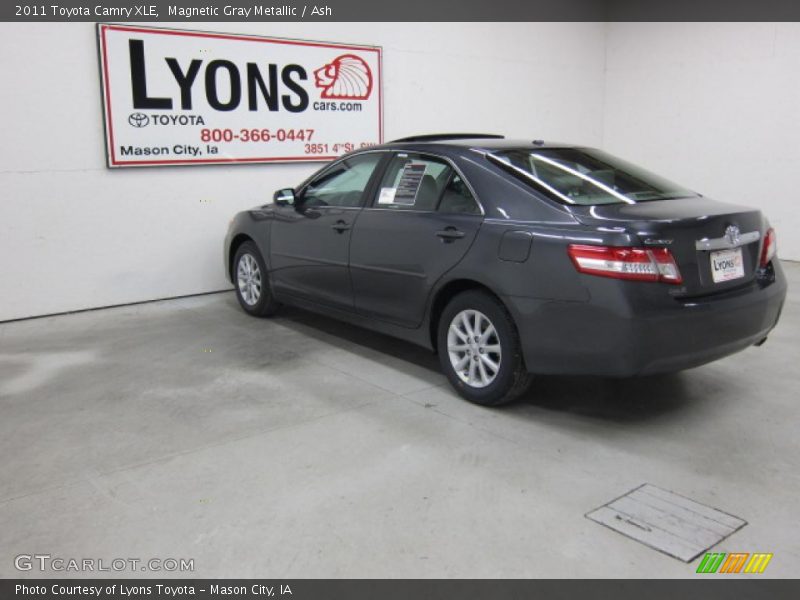 Magnetic Gray Metallic / Ash 2011 Toyota Camry XLE