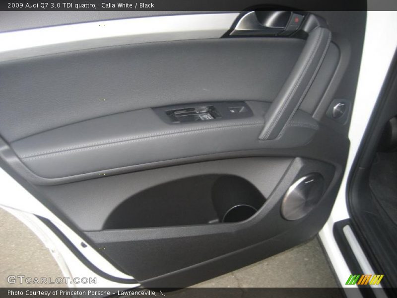 Calla White / Black 2009 Audi Q7 3.0 TDI quattro
