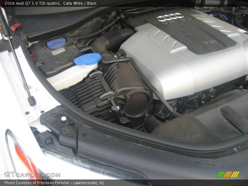 Calla White / Black 2009 Audi Q7 3.0 TDI quattro