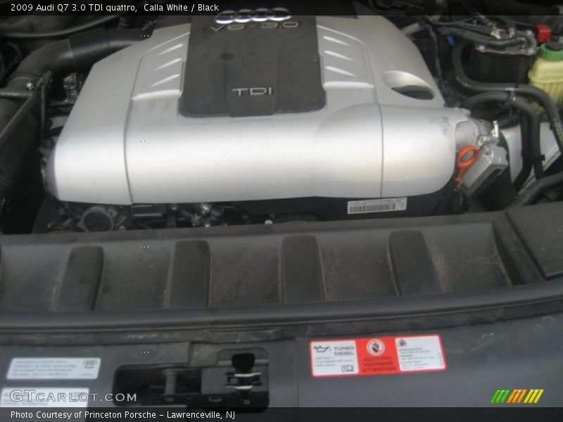 Calla White / Black 2009 Audi Q7 3.0 TDI quattro