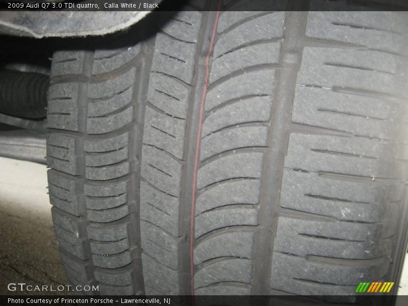 Calla White / Black 2009 Audi Q7 3.0 TDI quattro