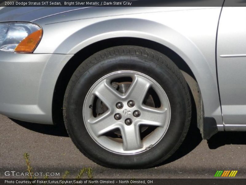  2003 Stratus SXT Sedan Wheel