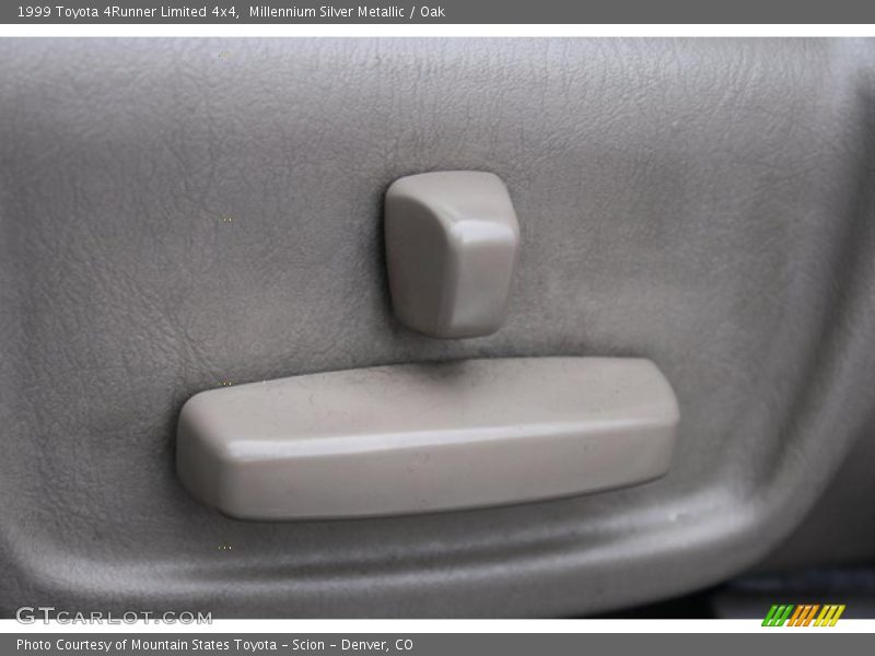 Millennium Silver Metallic / Oak 1999 Toyota 4Runner Limited 4x4