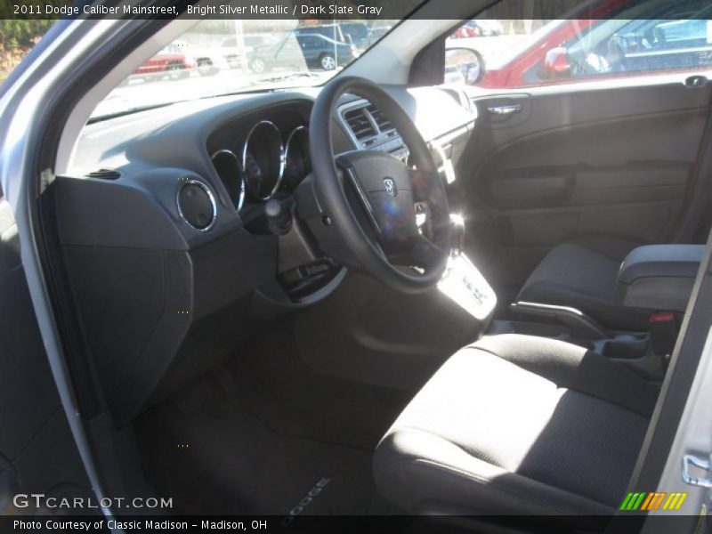 Bright Silver Metallic / Dark Slate Gray 2011 Dodge Caliber Mainstreet