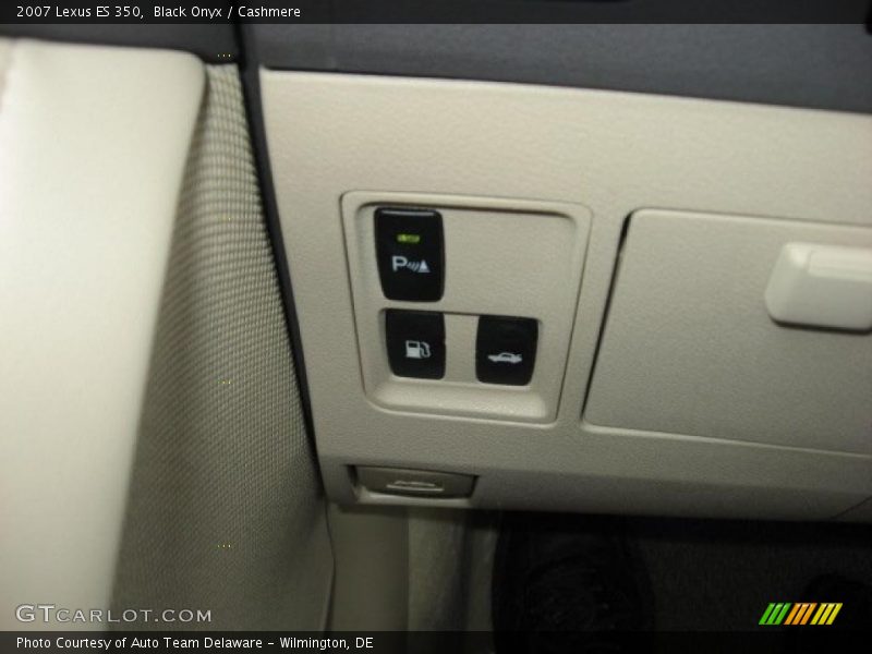 Black Onyx / Cashmere 2007 Lexus ES 350