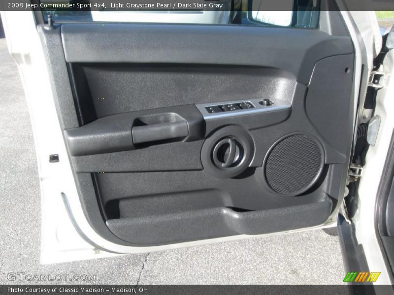 Light Graystone Pearl / Dark Slate Gray 2008 Jeep Commander Sport 4x4