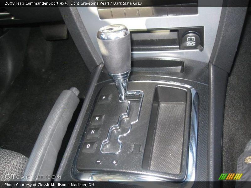 Light Graystone Pearl / Dark Slate Gray 2008 Jeep Commander Sport 4x4