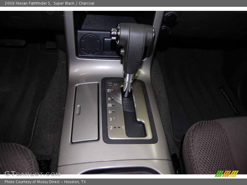 Super Black / Charcoal 2009 Nissan Pathfinder S
