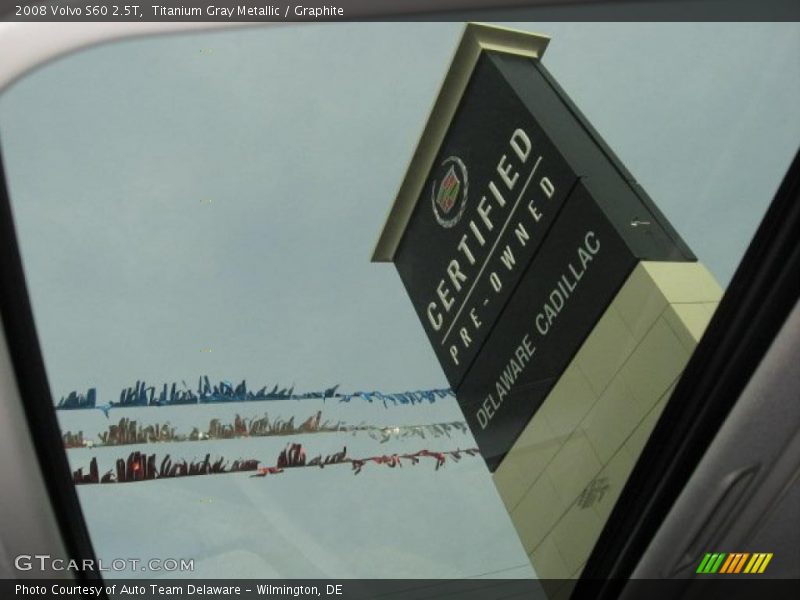Titanium Gray Metallic / Graphite 2008 Volvo S60 2.5T