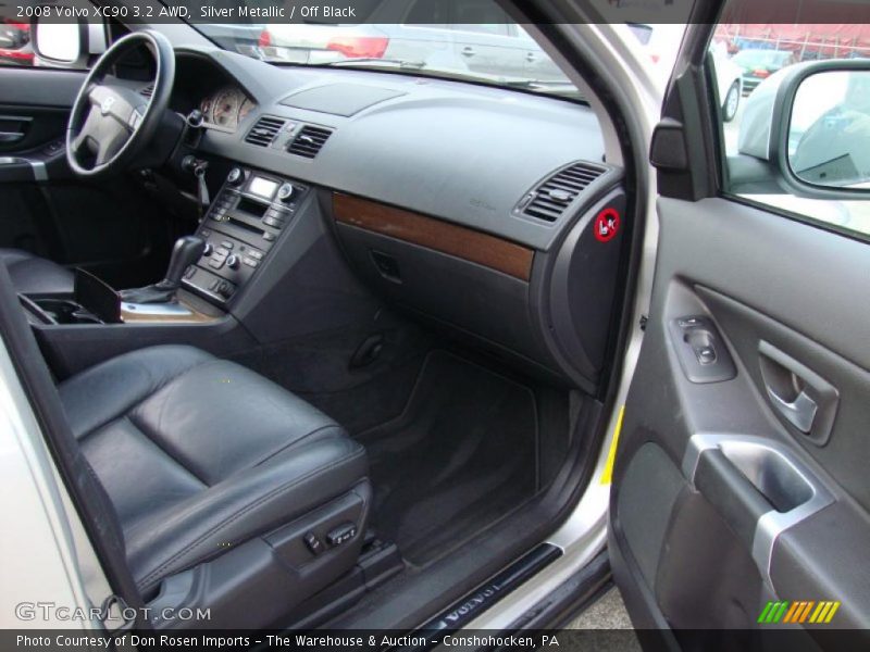 Silver Metallic / Off Black 2008 Volvo XC90 3.2 AWD