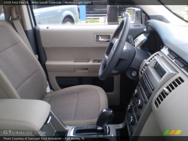 White Suede Clearcoat / Medium Light Stone 2009 Ford Flex SE