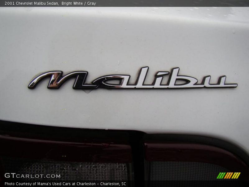 Bright White / Gray 2001 Chevrolet Malibu Sedan