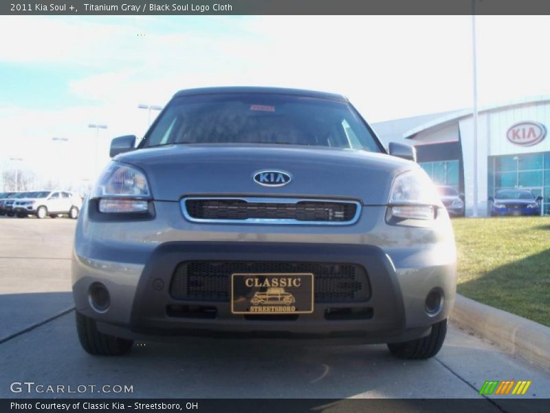 Titanium Gray / Black Soul Logo Cloth 2011 Kia Soul +