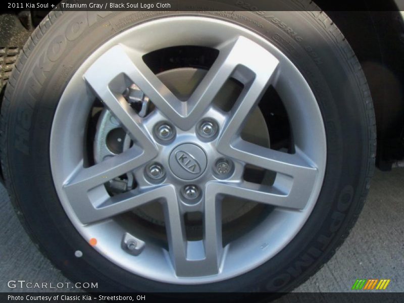 Titanium Gray / Black Soul Logo Cloth 2011 Kia Soul +