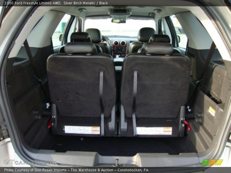  2006 Freestyle Limited AWD Trunk