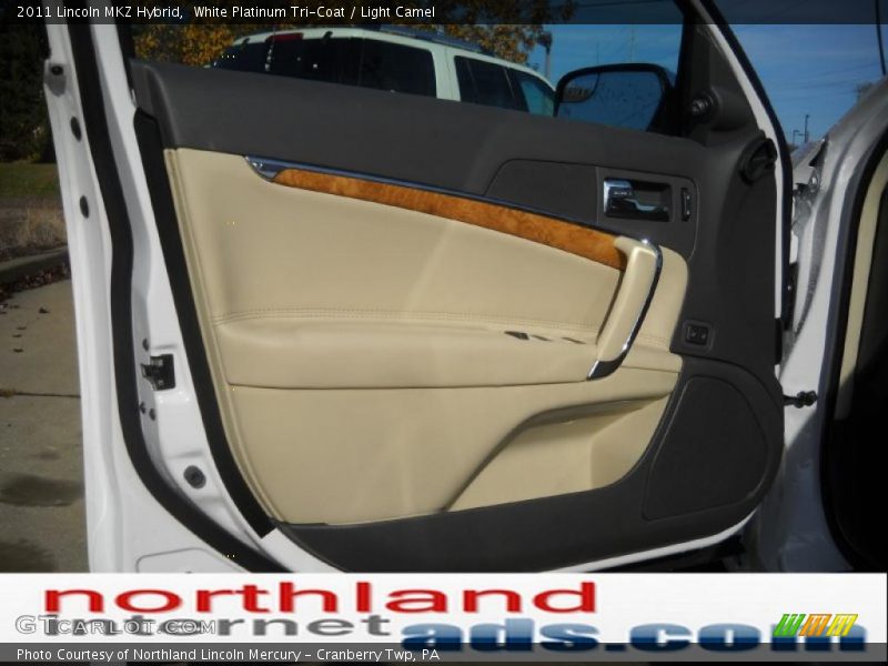 White Platinum Tri-Coat / Light Camel 2011 Lincoln MKZ Hybrid
