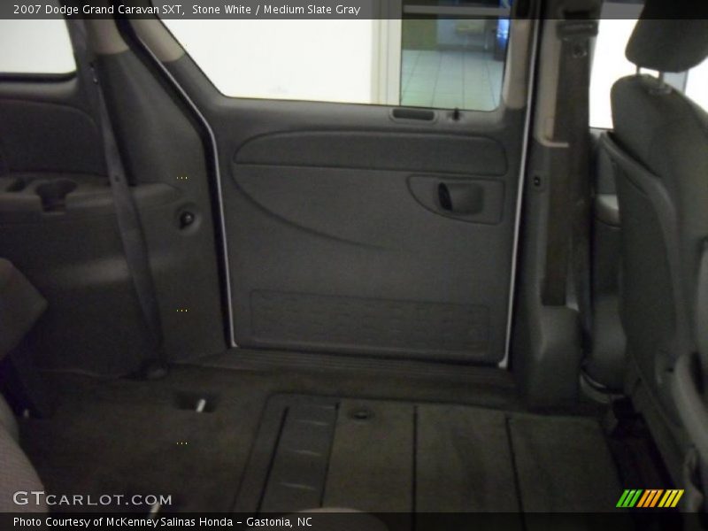 Stone White / Medium Slate Gray 2007 Dodge Grand Caravan SXT