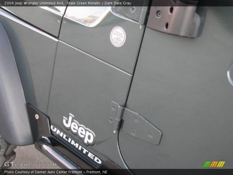 Shale Green Metallic / Dark Slate Gray 2004 Jeep Wrangler Unlimited 4x4