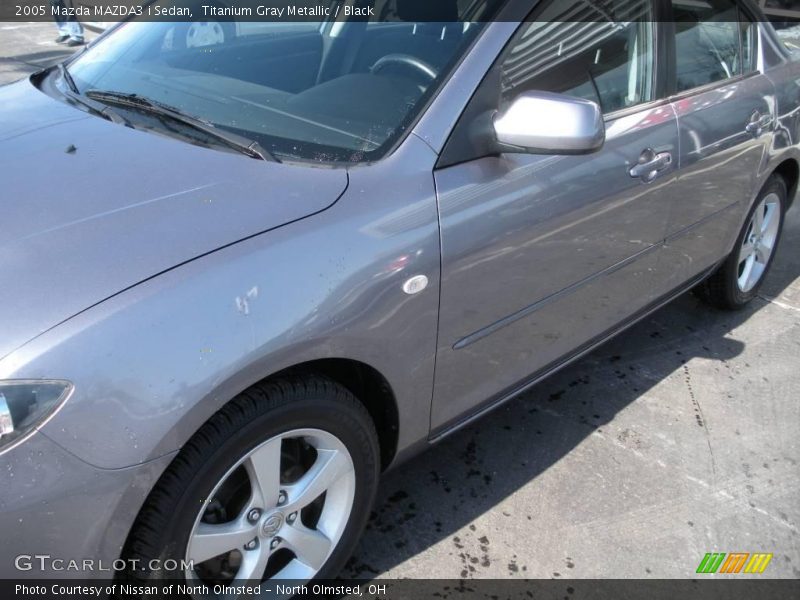 Titanium Gray Metallic / Black 2005 Mazda MAZDA3 i Sedan
