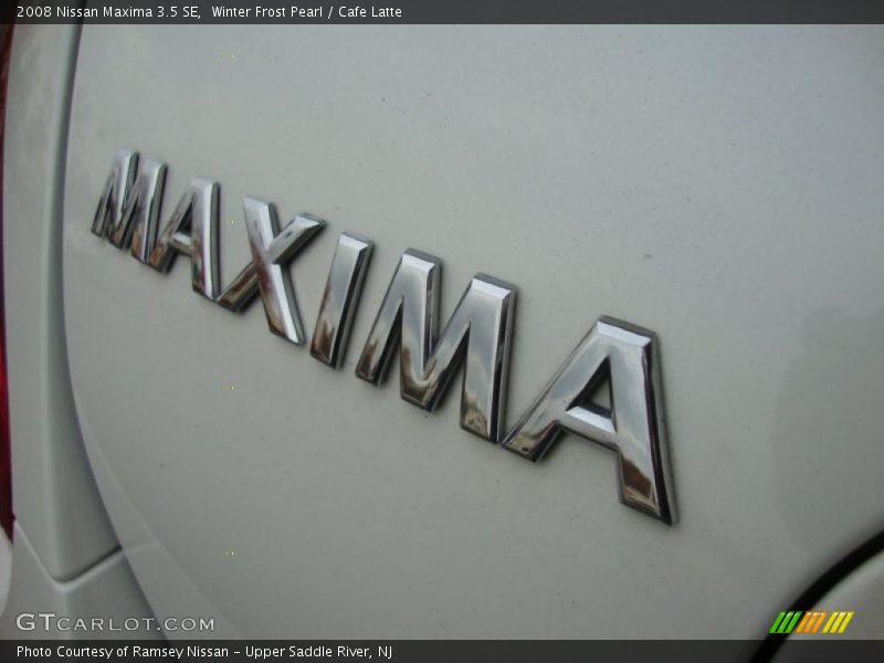 Winter Frost Pearl / Cafe Latte 2008 Nissan Maxima 3.5 SE