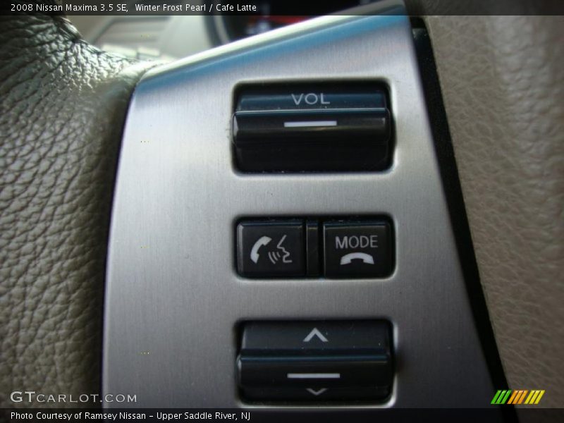 Winter Frost Pearl / Cafe Latte 2008 Nissan Maxima 3.5 SE
