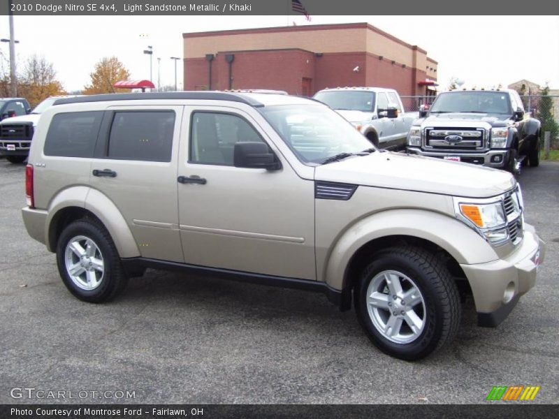 Light Sandstone Metallic / Khaki 2010 Dodge Nitro SE 4x4