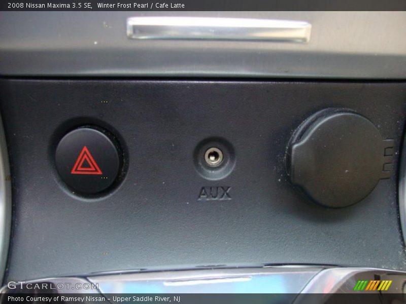 Winter Frost Pearl / Cafe Latte 2008 Nissan Maxima 3.5 SE