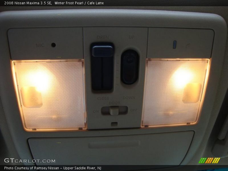 Winter Frost Pearl / Cafe Latte 2008 Nissan Maxima 3.5 SE