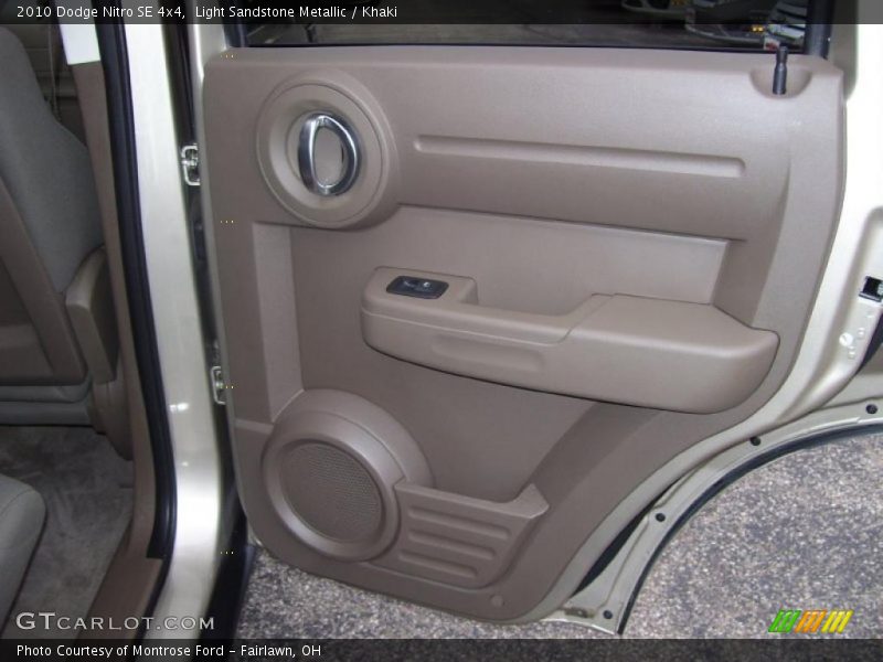 Door Panel of 2010 Nitro SE 4x4