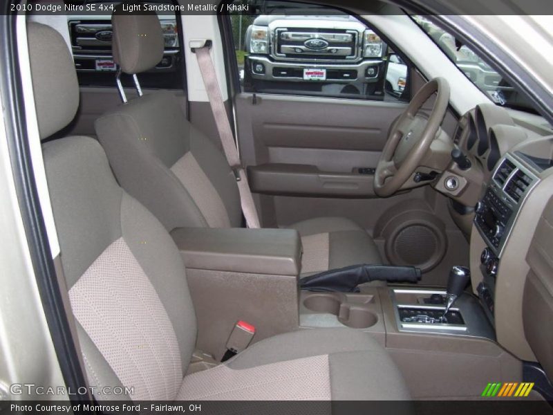  2010 Nitro SE 4x4 Khaki Interior