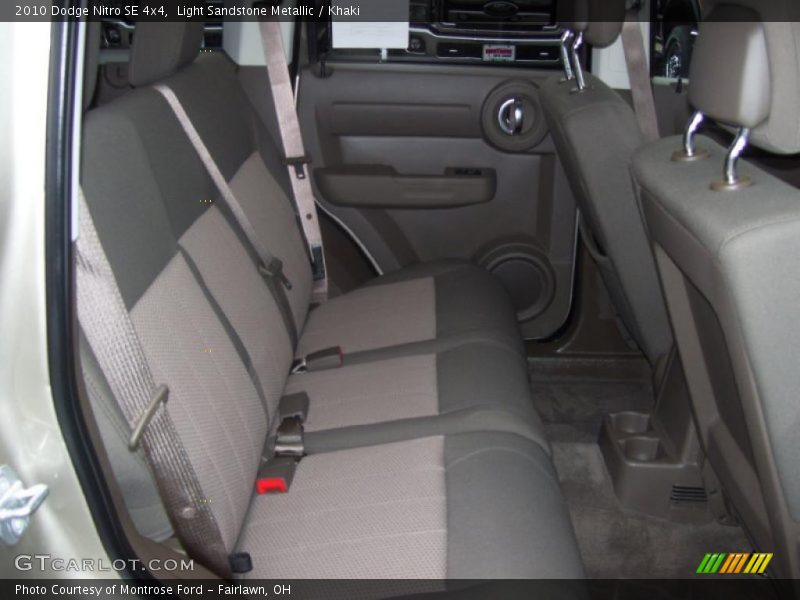  2010 Nitro SE 4x4 Khaki Interior