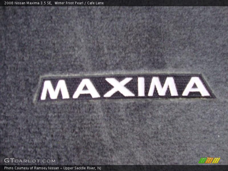Winter Frost Pearl / Cafe Latte 2008 Nissan Maxima 3.5 SE