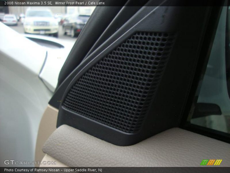 Winter Frost Pearl / Cafe Latte 2008 Nissan Maxima 3.5 SE