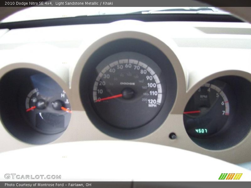  2010 Nitro SE 4x4 SE 4x4 Gauges