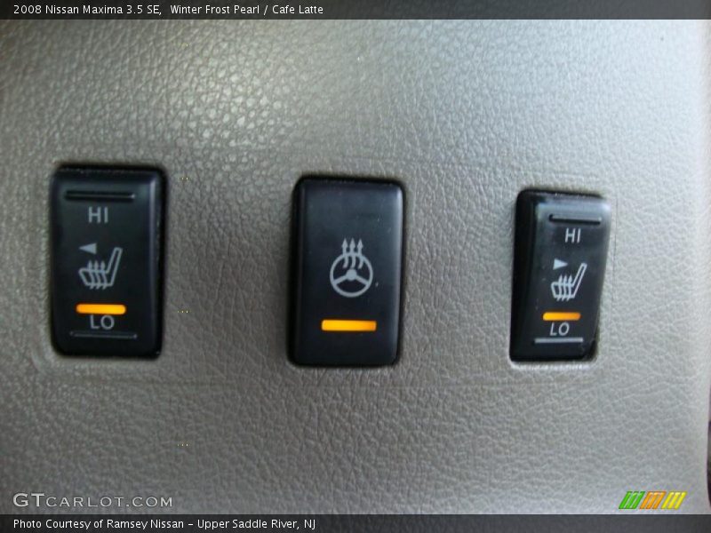 Winter Frost Pearl / Cafe Latte 2008 Nissan Maxima 3.5 SE